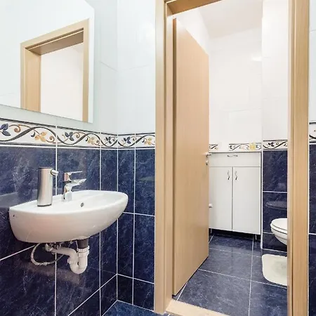 Apartman Downtown Charm In *