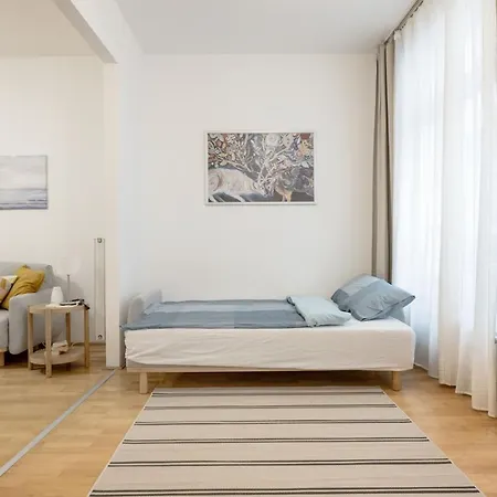 Apartman Downtown Charm In *